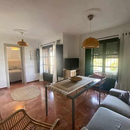 Apartamento Con Vistas Al Rio Sevilla Bagian luar foto